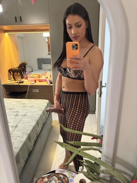  Hello loves !! .My name is Lisy Lopez, 27 years old Cuban transsexual, brown skin, height 1.83 cm and weight 74 kg. I am quite morbid in sex and a party girl, yes, always safe sex.  I'm in both roles but Because of my big 25cm tool Gentlemen prefer me active and dominant. 
*Videocall hot is available :
PayPal/ Wire Transfer (50€ /15 minutes only virtual sex ).
*Basic service incall before 1 midnight cost 150/ 1hr ( no includes my cum)
*Outcall only the hotel and the price is 300/1hr. 
