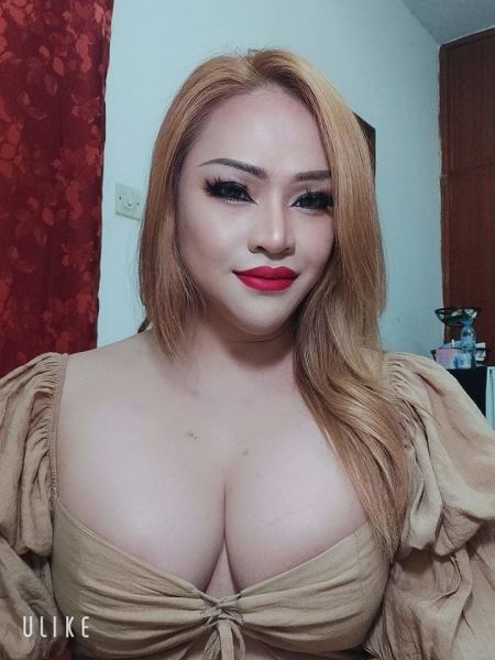 Hi

My name is Natacha from Thailand. I will always be in a good mood, love to smile and laugh. I also know how to give you a good massage. I'm both on the bed, top, and bottom.

For more information, please contact me via Whatsapp

See you!