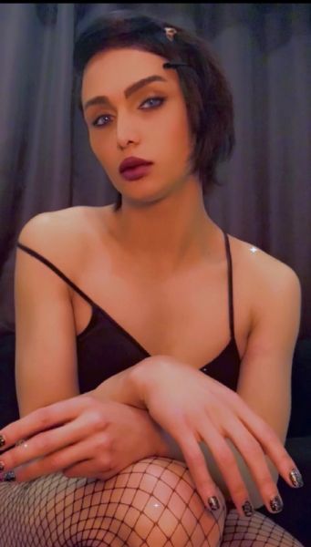 Hello,
I’m karoline 25 years
I stay in Frn shubbek in Beirut, I’m ladyboy, sexy, elegant and pro. Im versatile both, 21cm tool Fit.
I have a clean and safe place.
Contact WhatsApp me for a good date.
Welcome All