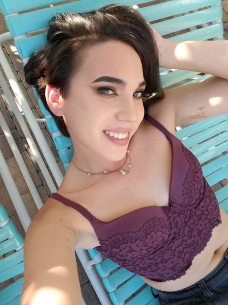 Hi my name is Sara..im trans..picture is mine…if you want meet me text me whatsapp……..: