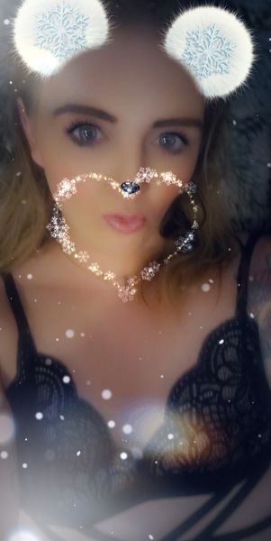 Hey there I'm Jessica I'm 6'2" I have a 10" dick that loves being worked over and a juicy ass that loves to take a pounding. I love to have fun and make sure you're having fun too, I'm very open minded and I'm into mild to wild and anywhere in between. If you're interested in meeting up with me message me and let's set something up ð