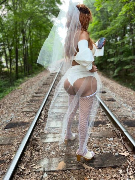 Hello, I am visiting your city. I am a very kind, affectionate transsexual girl. 100% real.