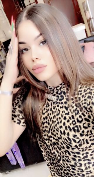 Soy nicki una bella y femenina trans, estoy disponible en Santo Domingo de visita para citas inmediatas cuento con lugar discreto y también me traslado a cualquier tipo de cabaña que decees, confirmó con video llamada , cumplo todo tipo de fantasías.