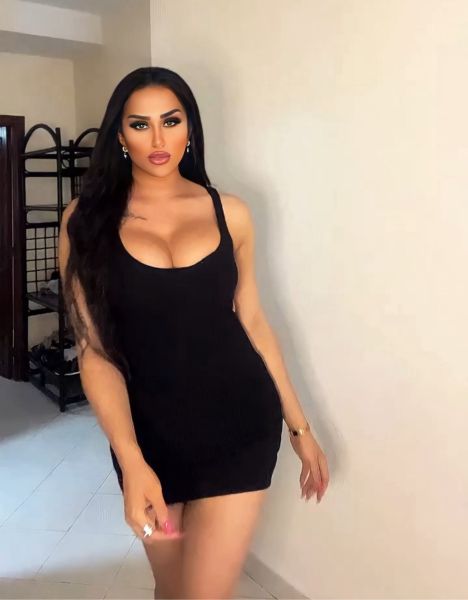 Sara arabic shemale xxl21 Cm

I am sara 24 years old arabic shemales located in Istanbul Taksim and I have beautiful and very feminine curves with big tools 21 cm
  I'm sexy, I offer you my services accompanied by a sensual massage
  Make you spend an unforgettable moment...