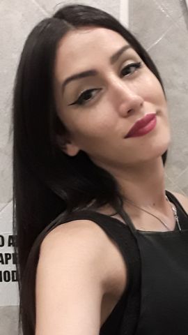 Nela  Gucci